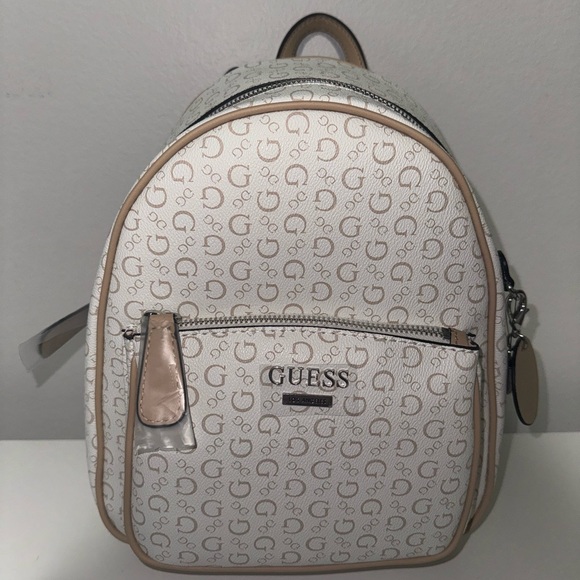 Brand New Guess Backpack Purse - Picture 1 of 4